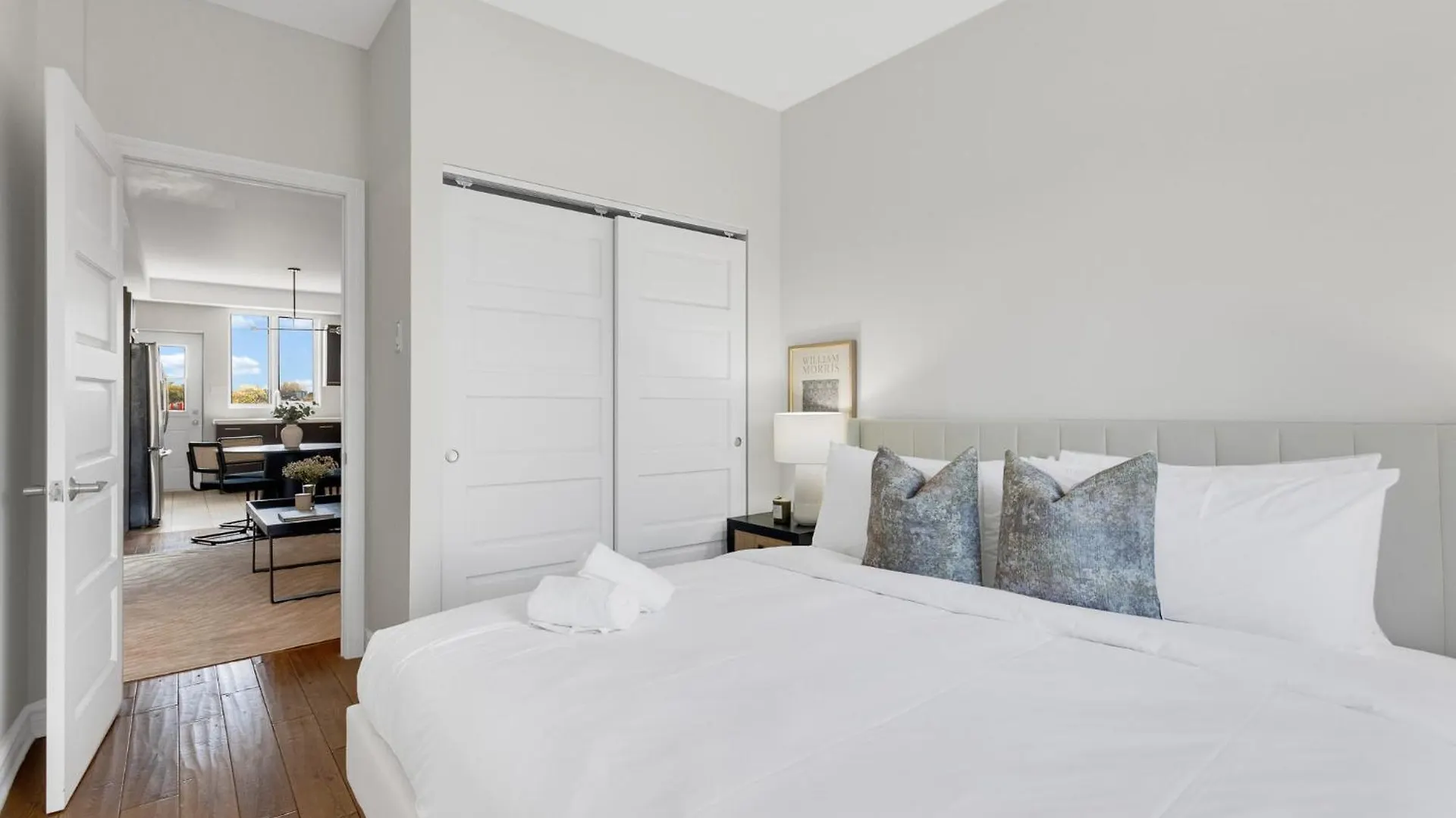 Lofts De La Petite Italie Apartment Montreal