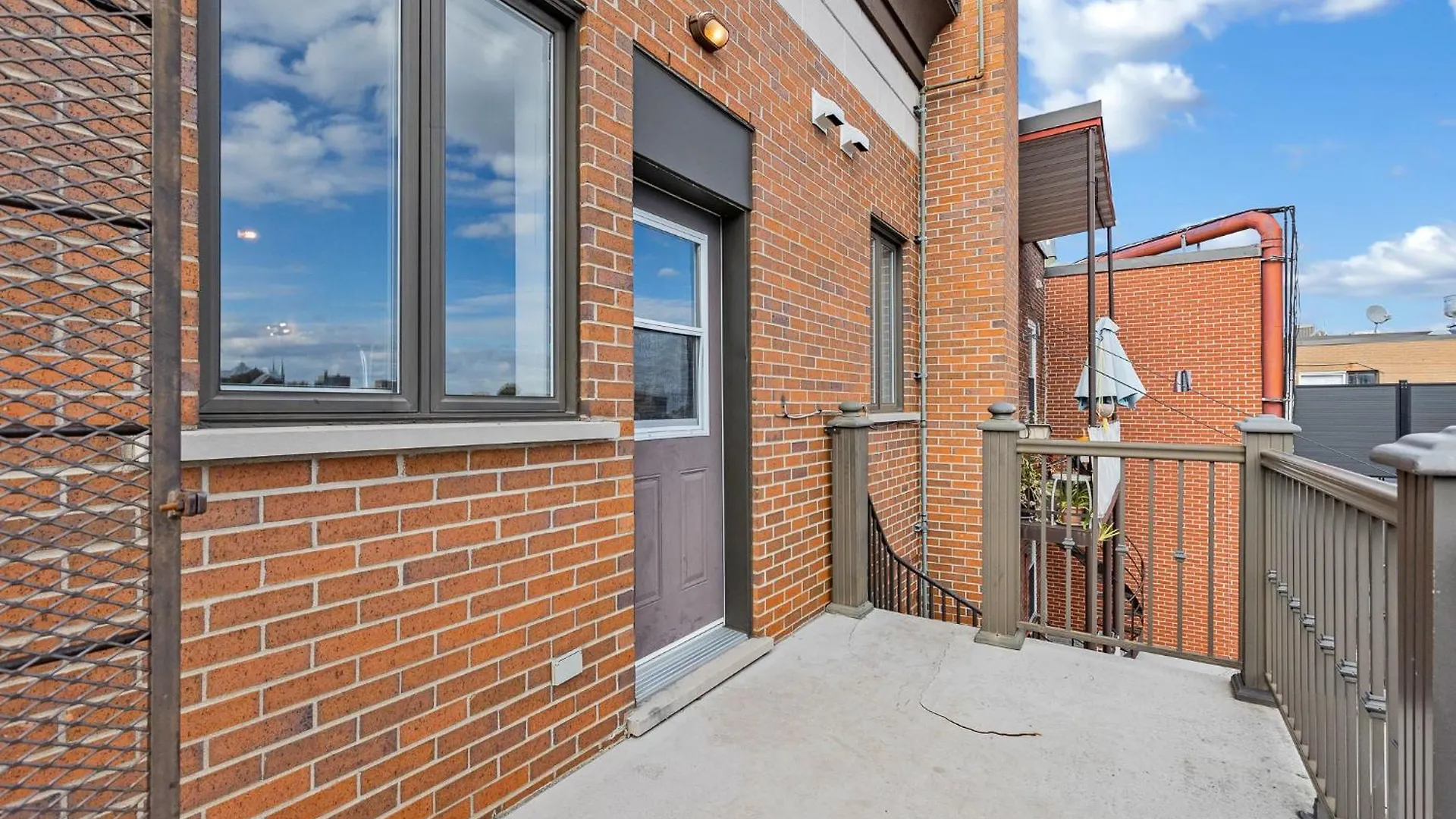 Lofts De La Petite Italie Apartment Montreal