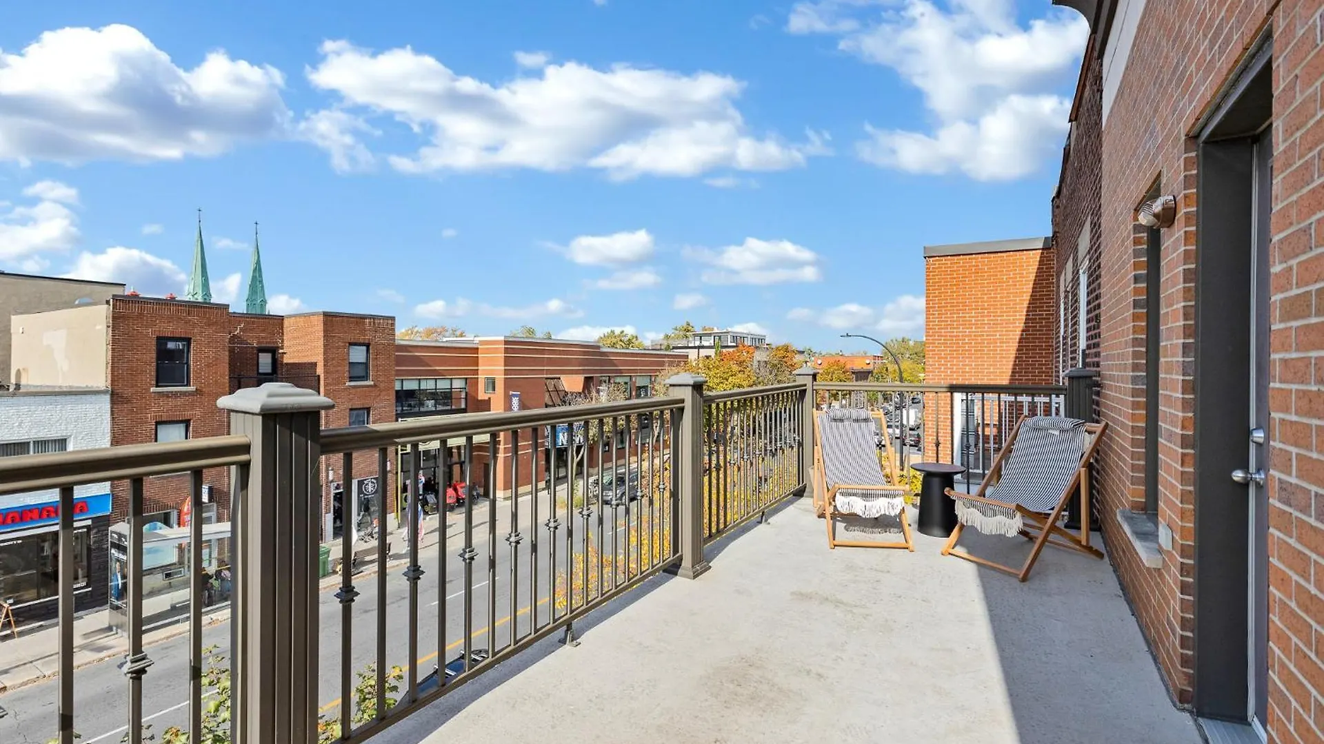 Lofts De La Petite Italie Apartment Montreal