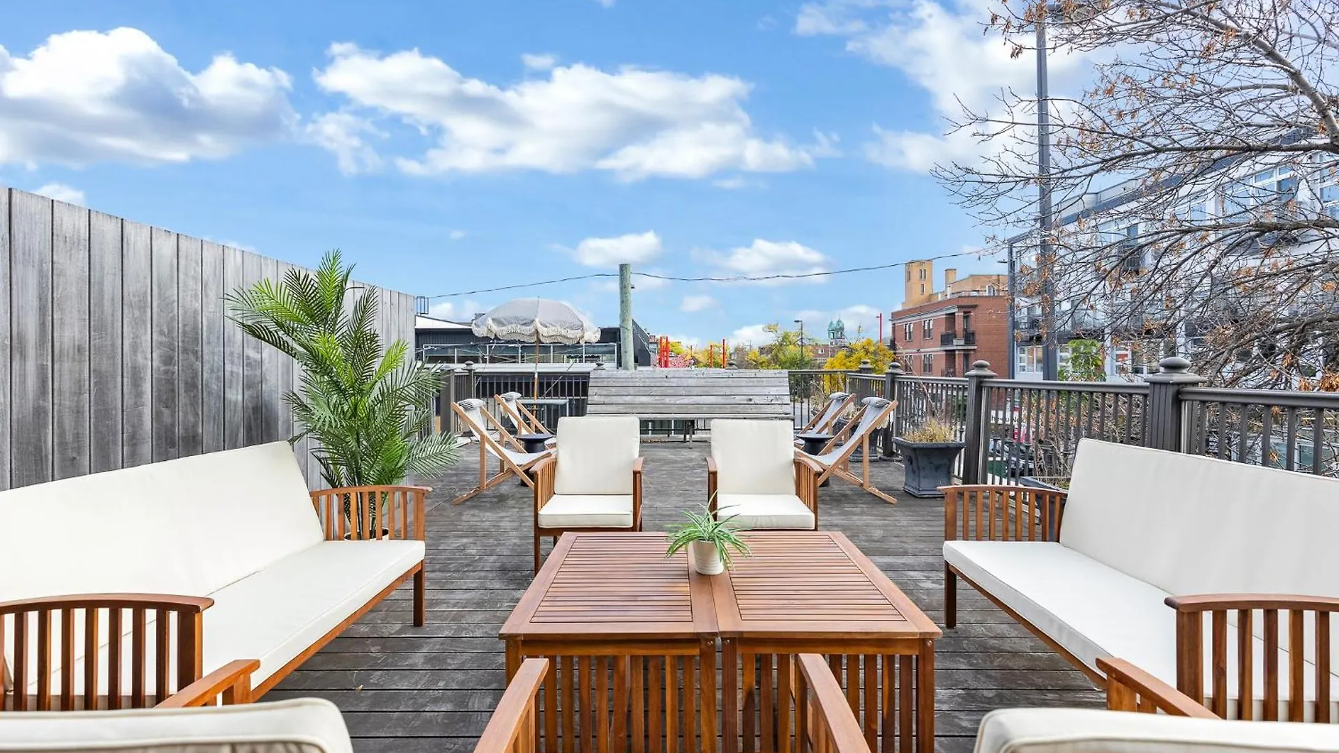 Lofts De La Petite Italie Apartment Montreal Canada