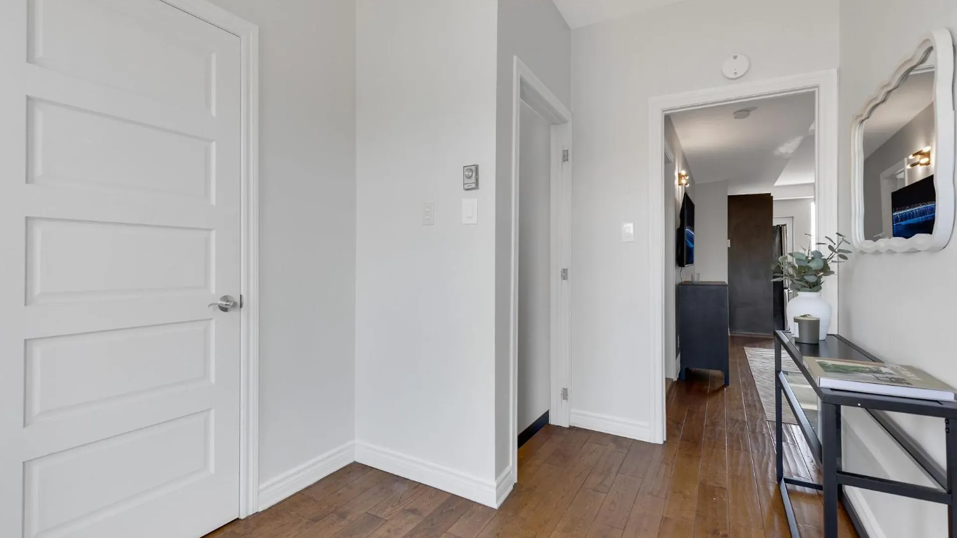 Lofts De La Petite Italie Apartment Montreal